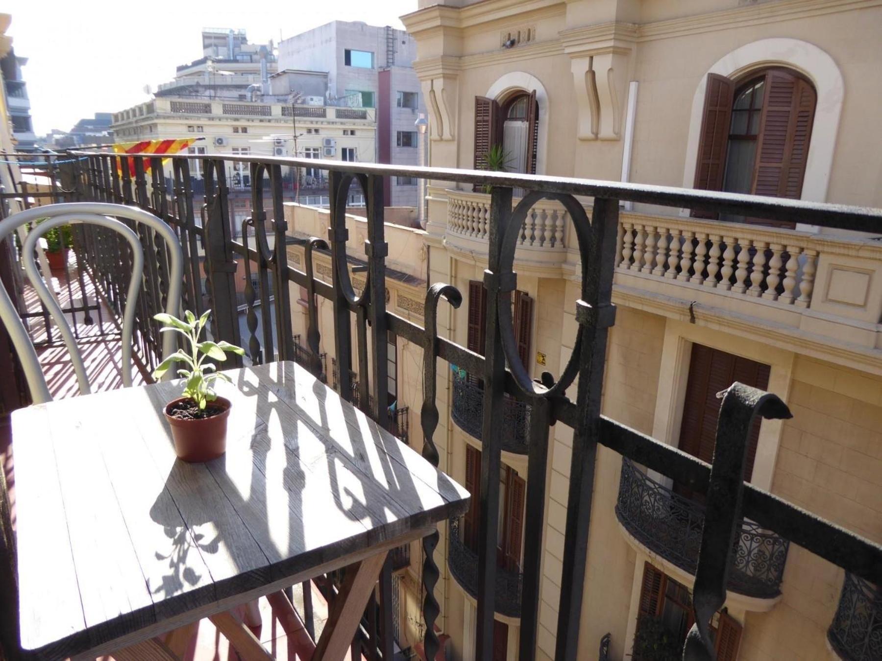 Fuer 3 Personen Ca 40 Qm In Barcelona-gracia, Costa Brava Costa Del Maresme Appartement *