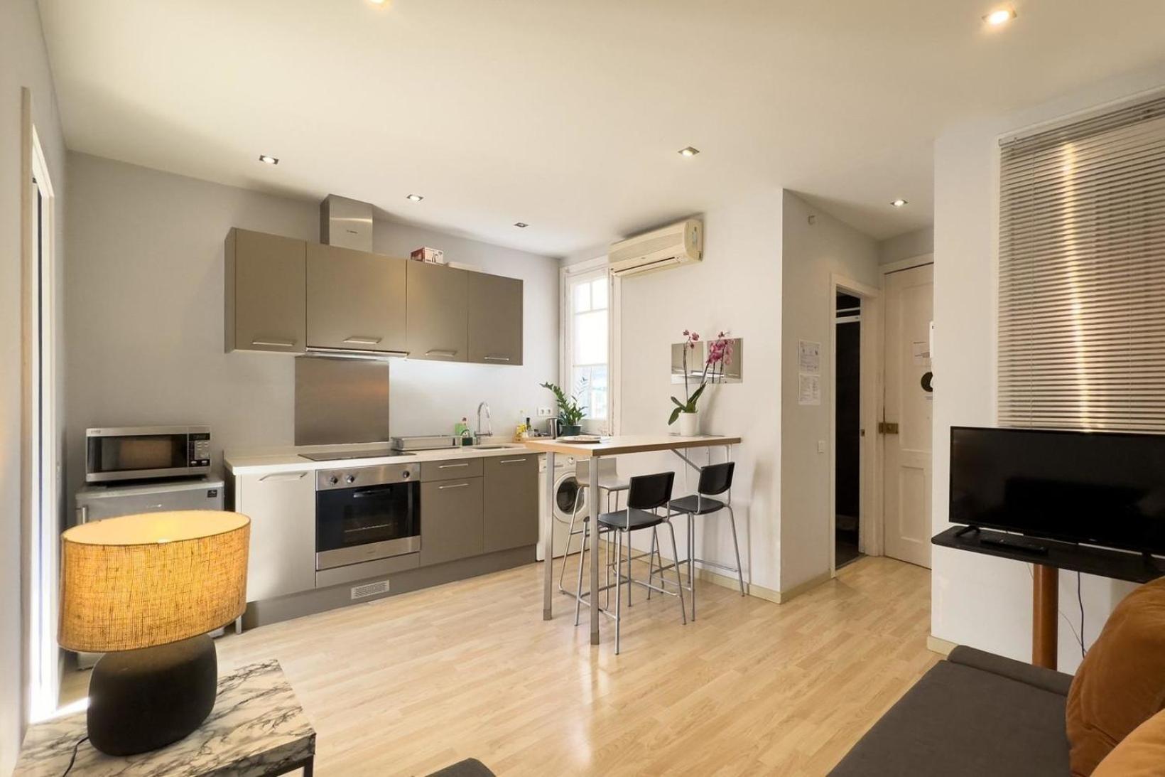 Fuer 3 Personen Ca 40 Qm In Barcelona-gracia, Costa Brava Costa Del Maresme Apartamento *
