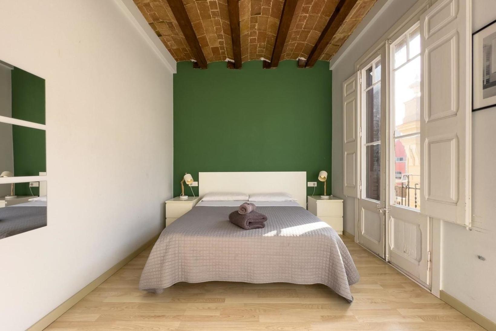 Fuer 3 Personen Ca 40 Qm In Barcelona-gracia, Costa Brava Costa Del Maresme Barcelona